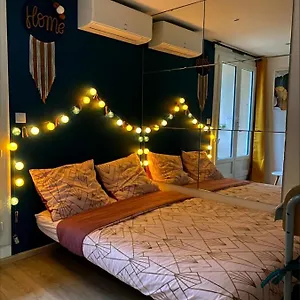 https://joli-studio-renove-en-bord-de-mer.fr-provencehotel.com